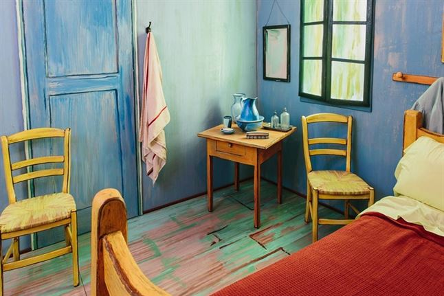 art-institute-of-chicago-airbnb-van-gogh-bedroom-designboom-02