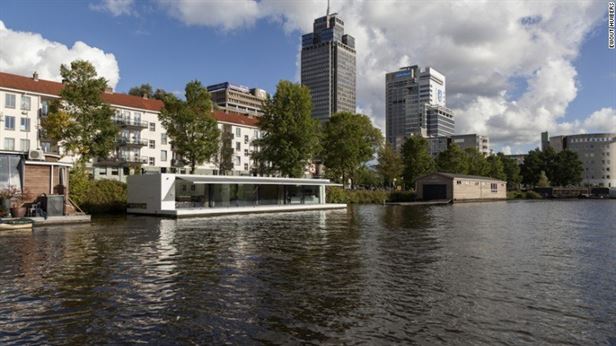 Watervilla Weesperzijde, אמסטרדם - יושב על נהר האמסטל באמסטרדם. עוצב על ידי + 31ARCHITECTS