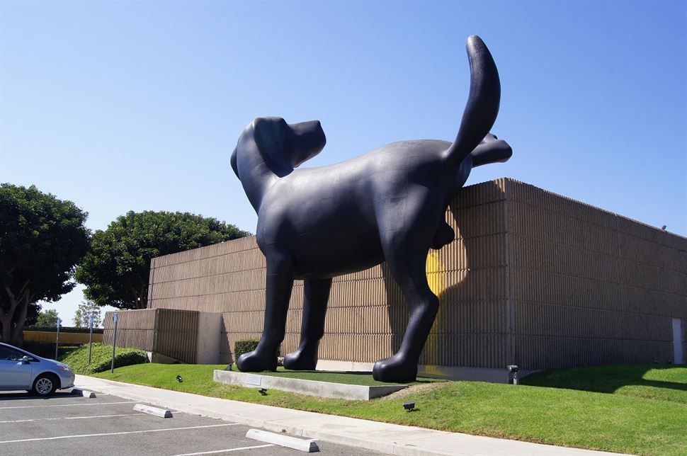 Richard Jackson - Bad Dog, 2013 - Orange County Museum of Art