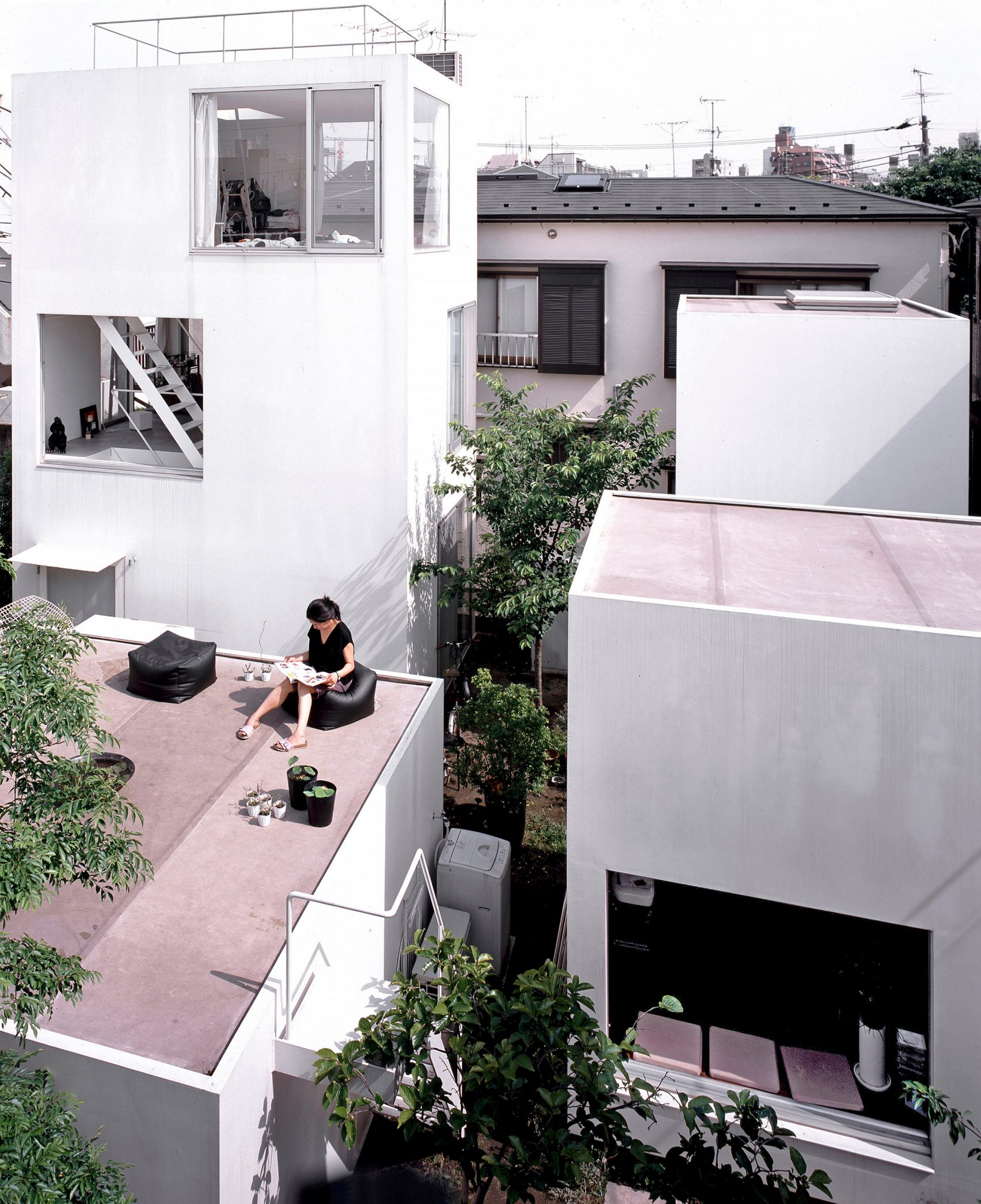 moriyama-house-photos-edmund-sumner-architecture-photography-residential-japan_dezeen_2364_col_12-1704x2091