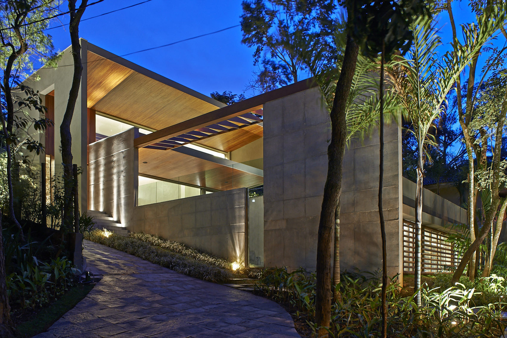 52a3e032e8e44e00d80000b4_bosque-da-ribeira-anastasia-arquitetos__dsc7445