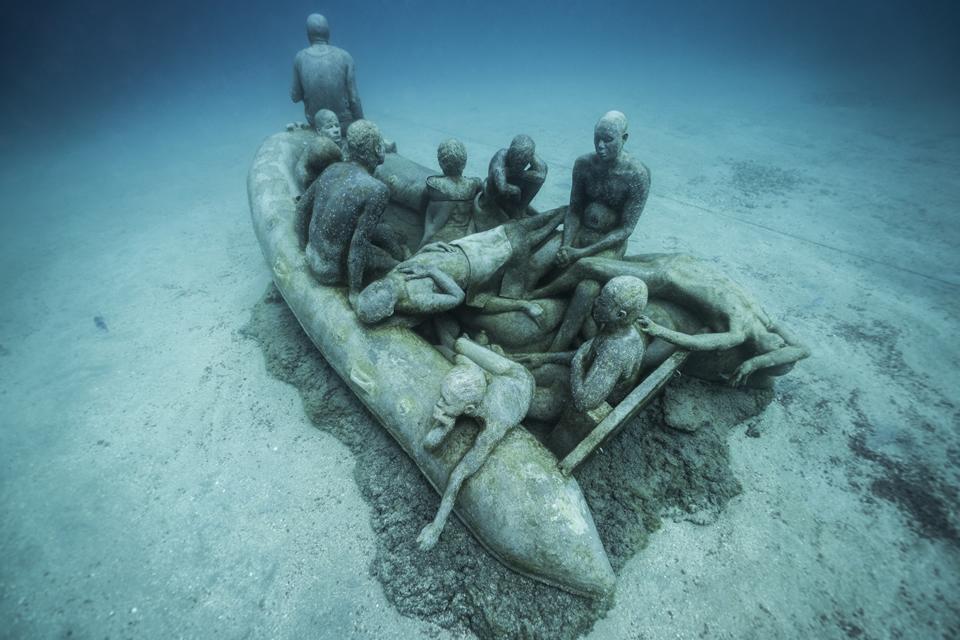 Museo-Atlantico_Lanzarote_Lampedusa_growth_00678-2_Jason-deCaires-Taylor_Sculpture