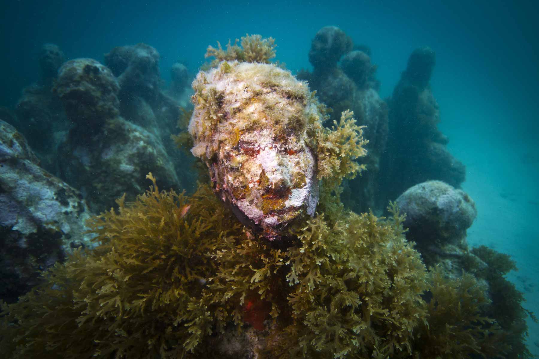 The-Silent-Evolution-Manchones-Jason-deCaires-Taylor-Sculpture