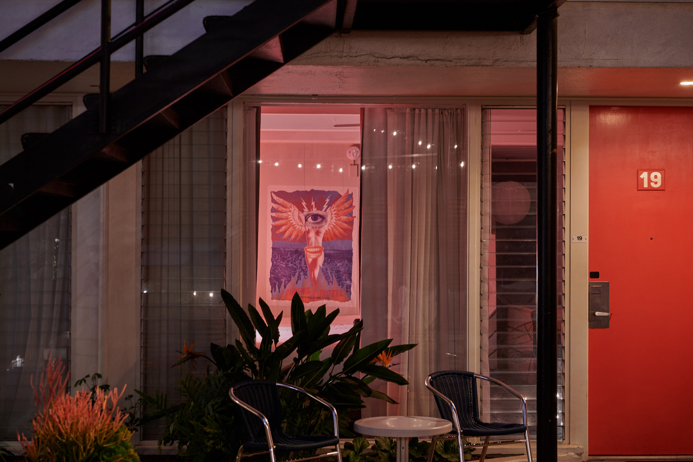 phoenix-hotel-liz-lambert-interiors-renovation-san-francisco-california-usa_dezeen_2364_col_8