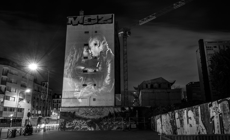 julien-nonnon-french-kiss-digital-street-art-project-paris-le_basier-19