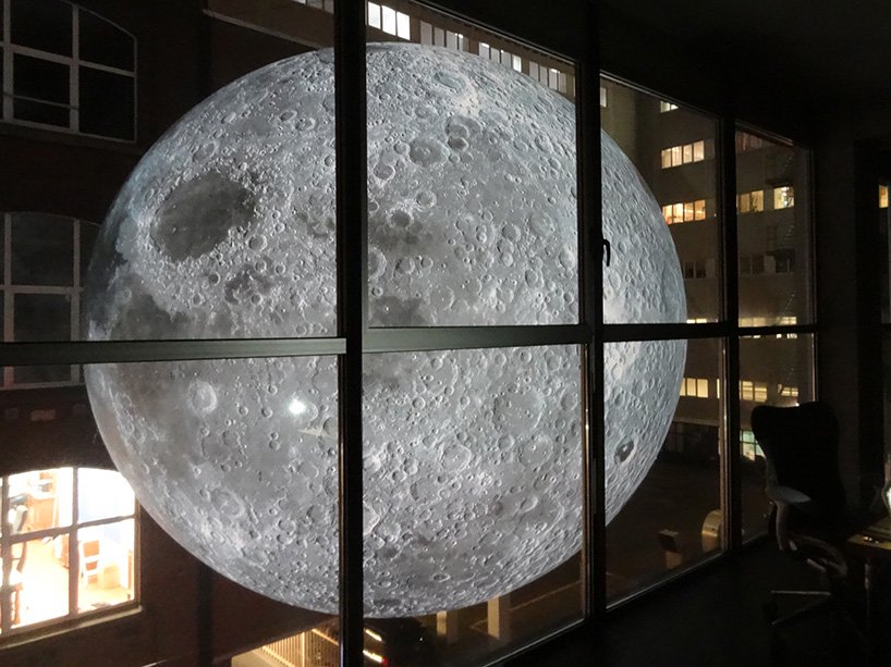 luke-jerram-museum-of-the-moon-designboom-013