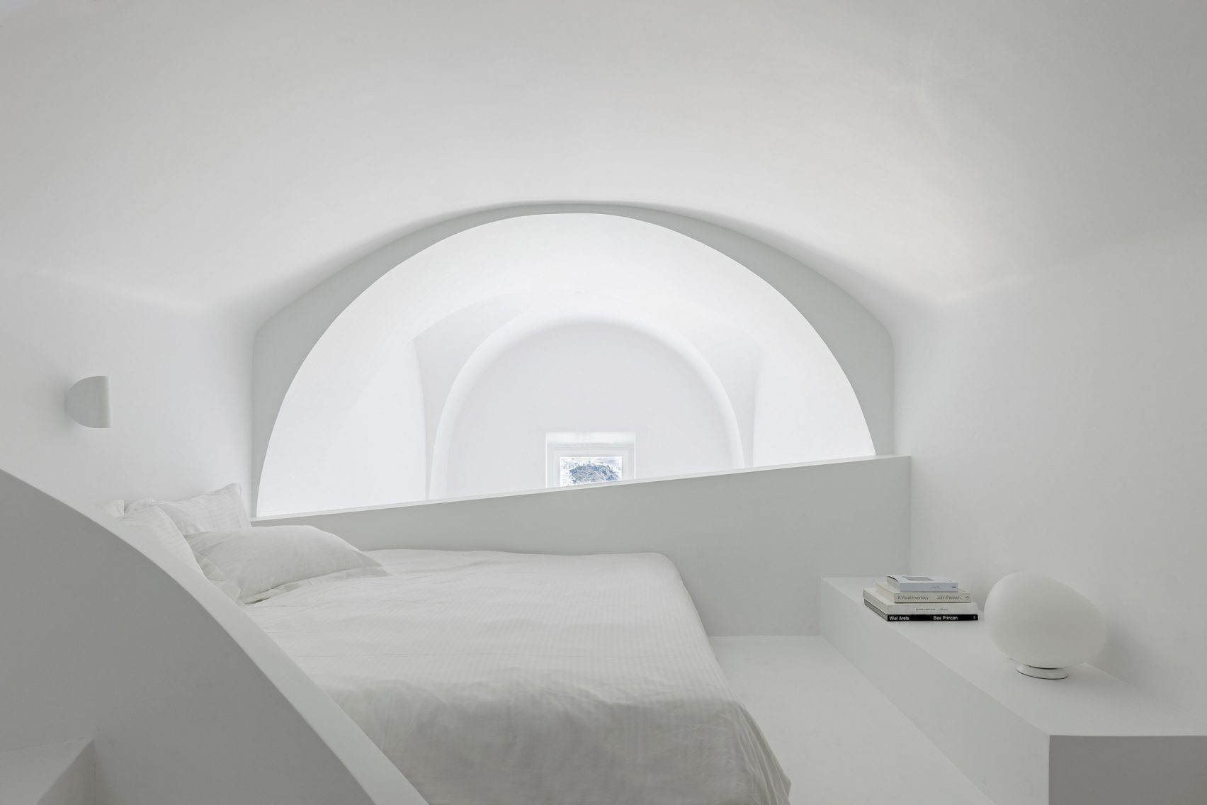 summer-residence-santorini-kapsimalis-architects-greece-architecture_dezeen_2364_col_1-1704x1136