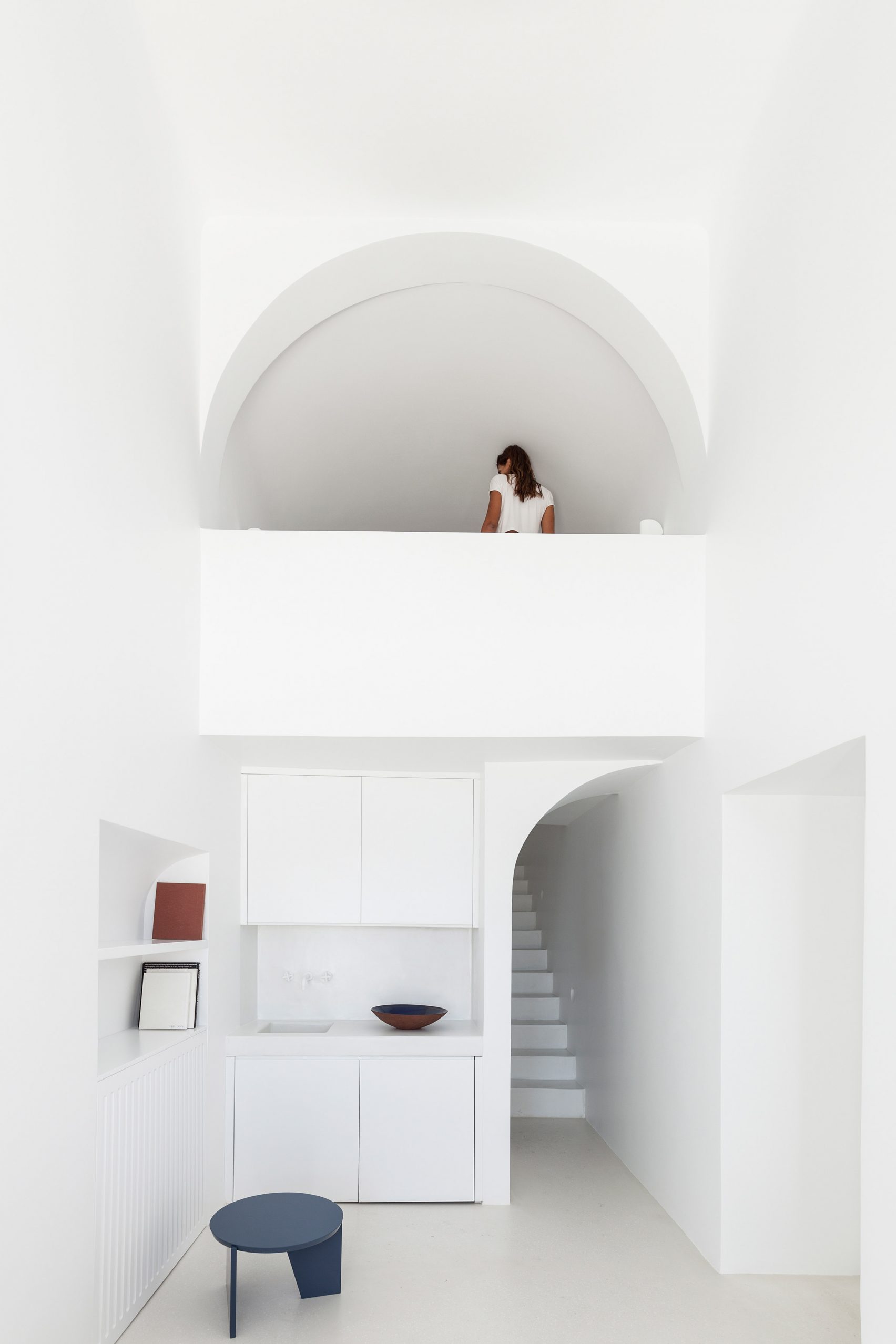 summer-residence-santorini-kapsimalis-architects-greece-architecture_dezeen_2364_col_19-1704x2556