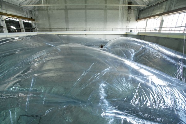 18_Tomas-Saraceno_On-Space-Time-Foam-600x400