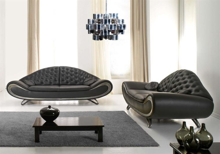 high-brown-window-curtains-with-crystal-chandelier-plus-italian-sofa-model-and-black-rug