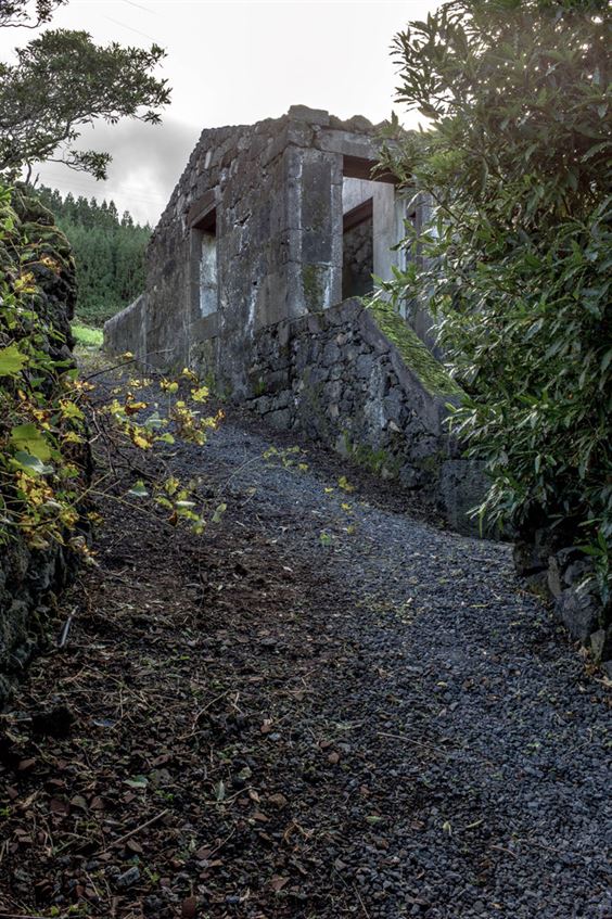 18_casa_e_c_by_SAMI_arquitectos_acores_portugalyatzer