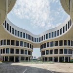 Shanghai Hongqiao Airport Flower Building