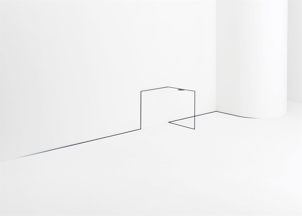 Border-table_Eye-of-Gyre_Nendo_dezeen_1568_5