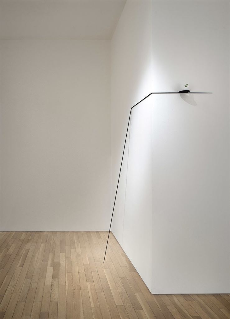 Border-table_Eye-of-Gyre_Nendo_dezeen_936_19