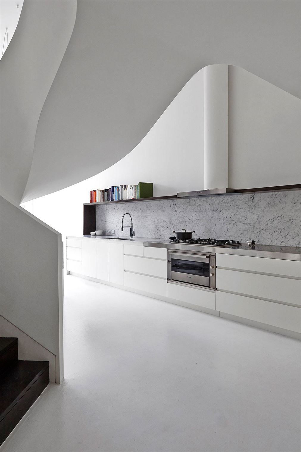 f5_loft_apartment_melbourne_adrian_amore_photo_by_fraser_marsden_yatzer