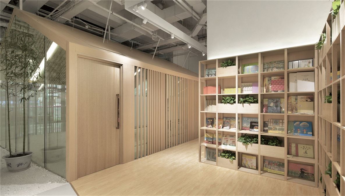 005图书区 Reading Area