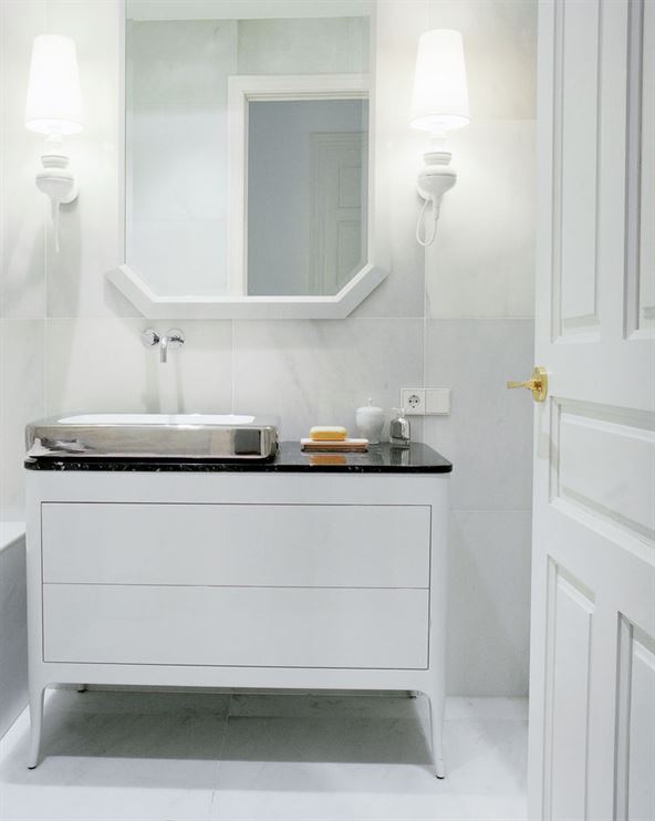 spanish-idyll-bathroom