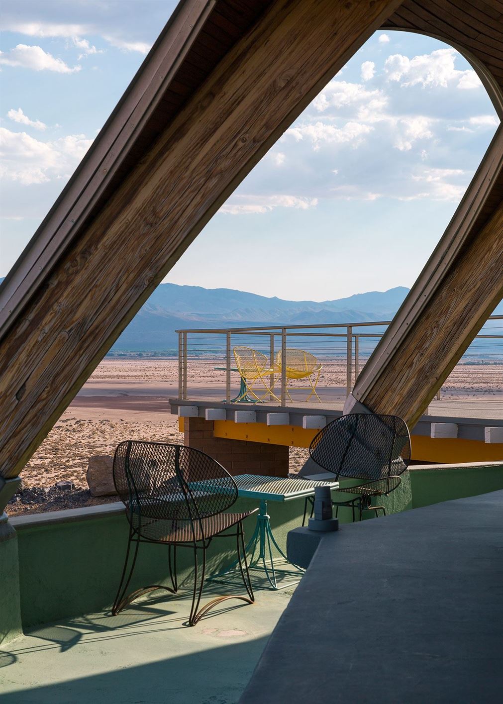 f3_volcano_house_mojave_desert_california_photo_lance_gerber_studio_yatzer