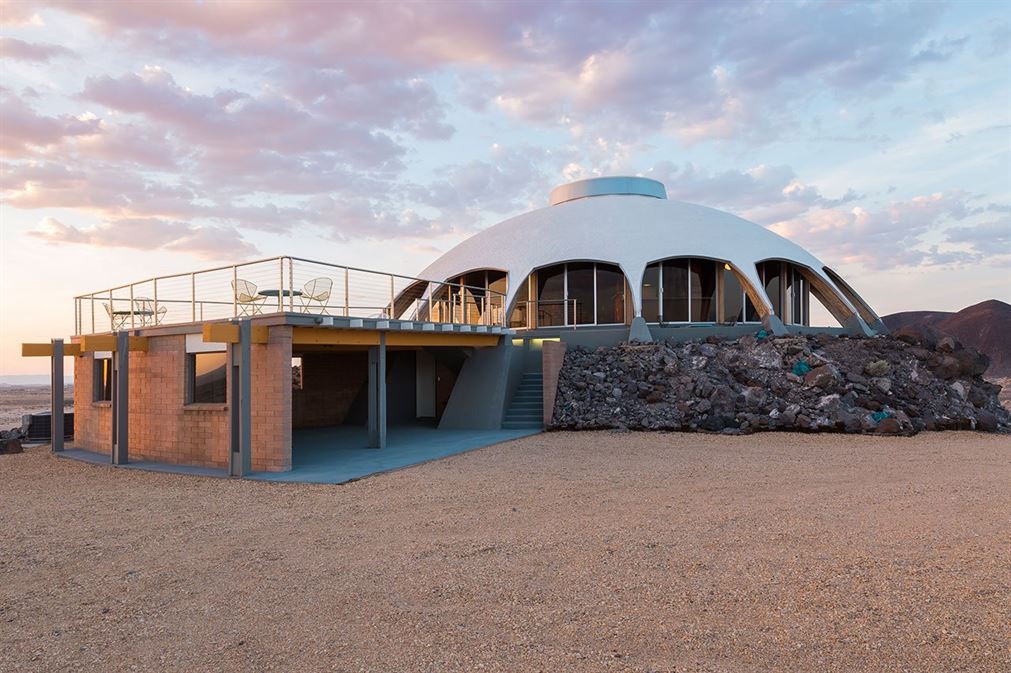 f5_volcano_house_mojave_desert_california_photo_lance_gerber_studio_yatzer