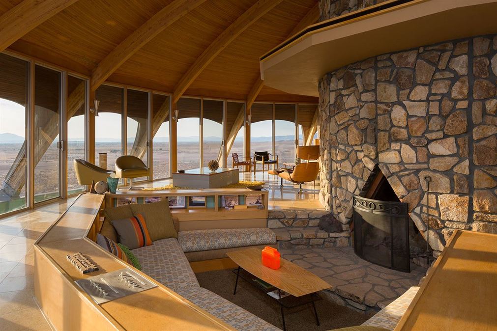 f6_volcano_house_mojave_desert_california_photo_lance_gerber_studio_yatzer