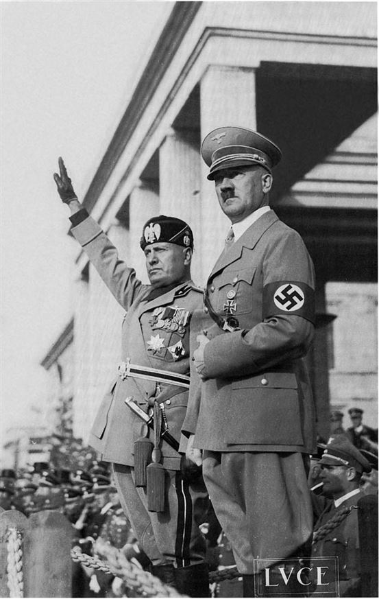20150501155218hitlermusso2_edit