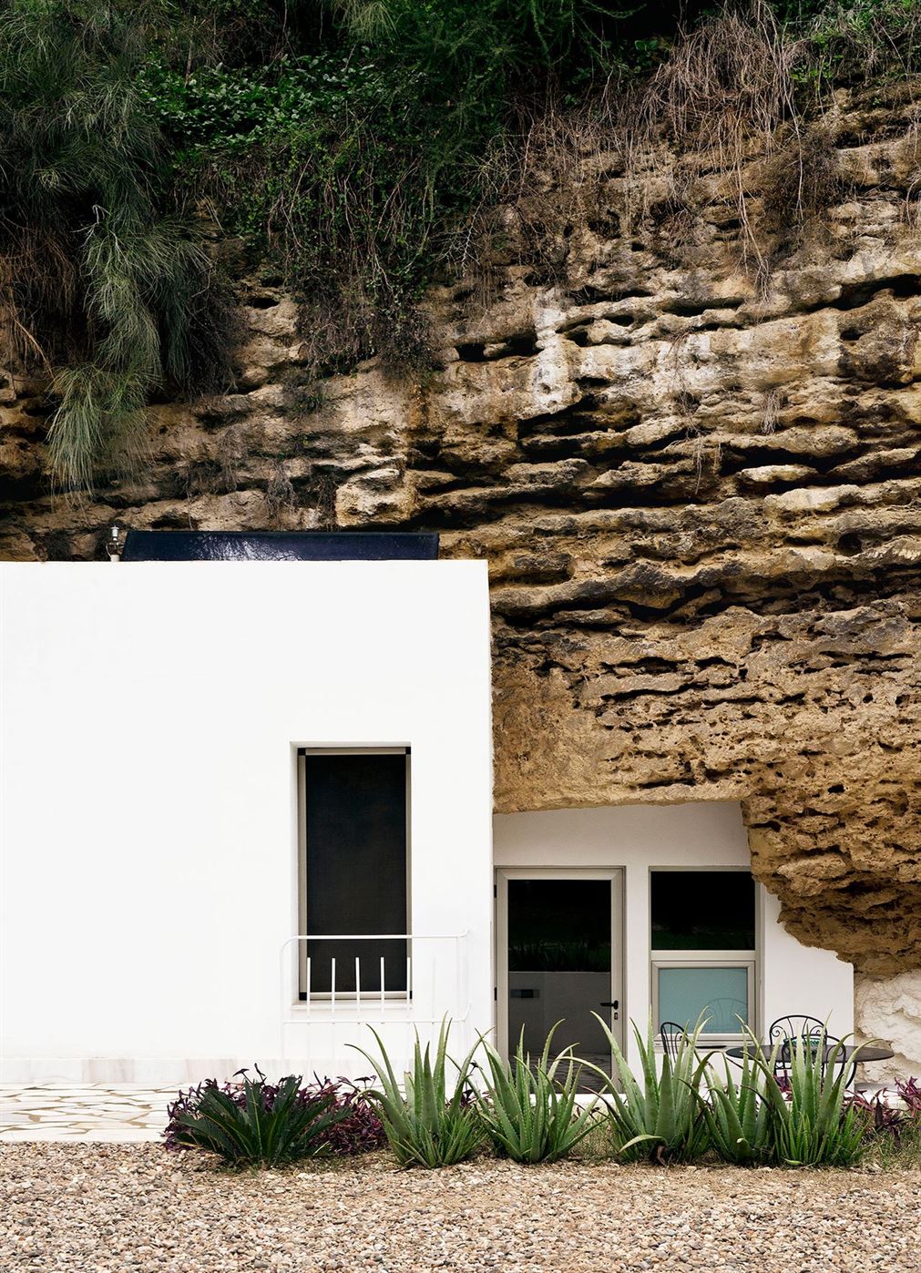 s4_cave_house_villarrubia_cordoba_spain_ummo_estudio_photo_david_vico_yatzer