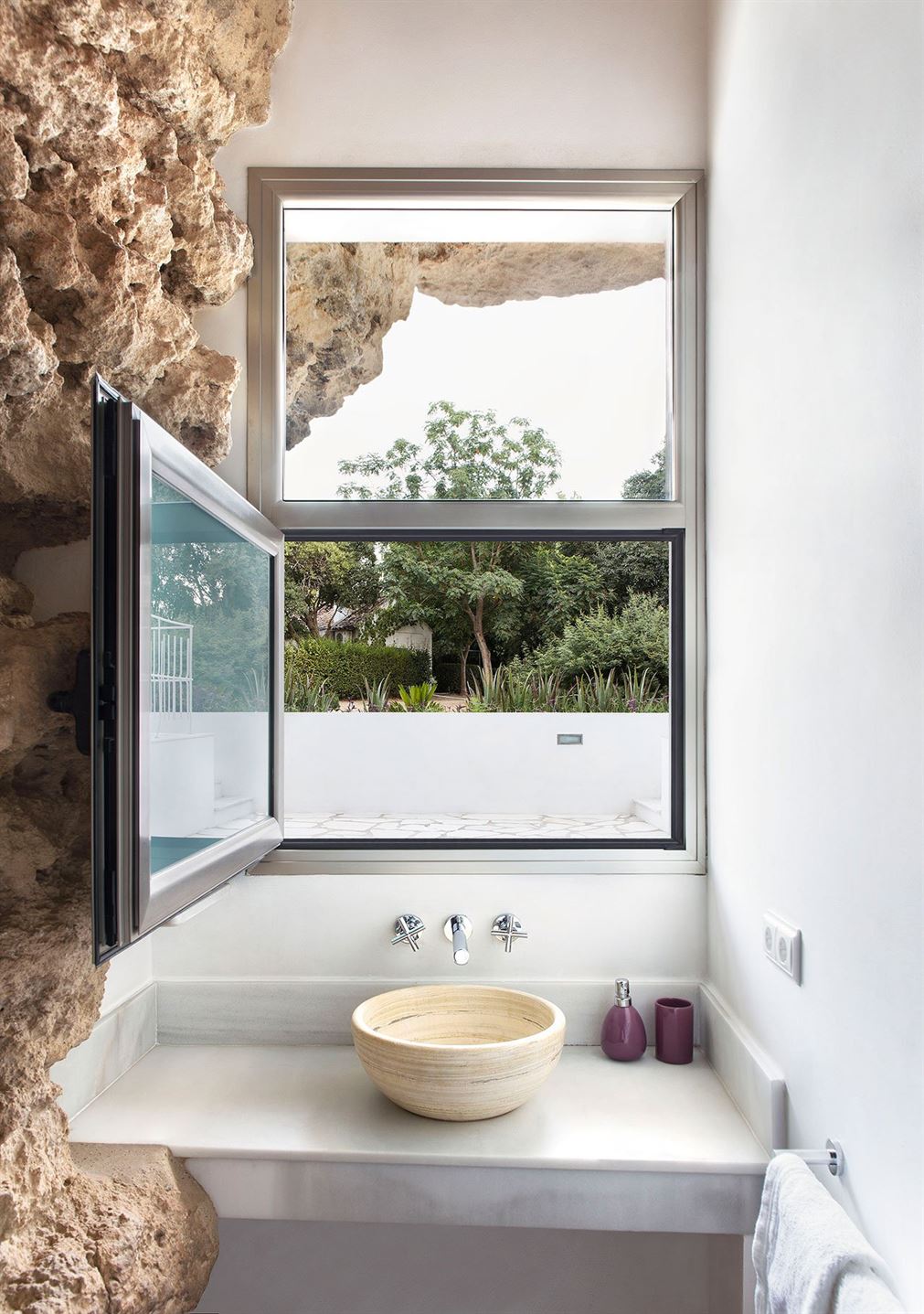 s8_cave_house_villarrubia_cordoba_spain_ummo_estudio_photo_david_vico_yatzer