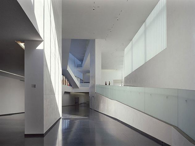 Projekt: NAMA Architekt: Steven Holl Ort: Kansas Cit