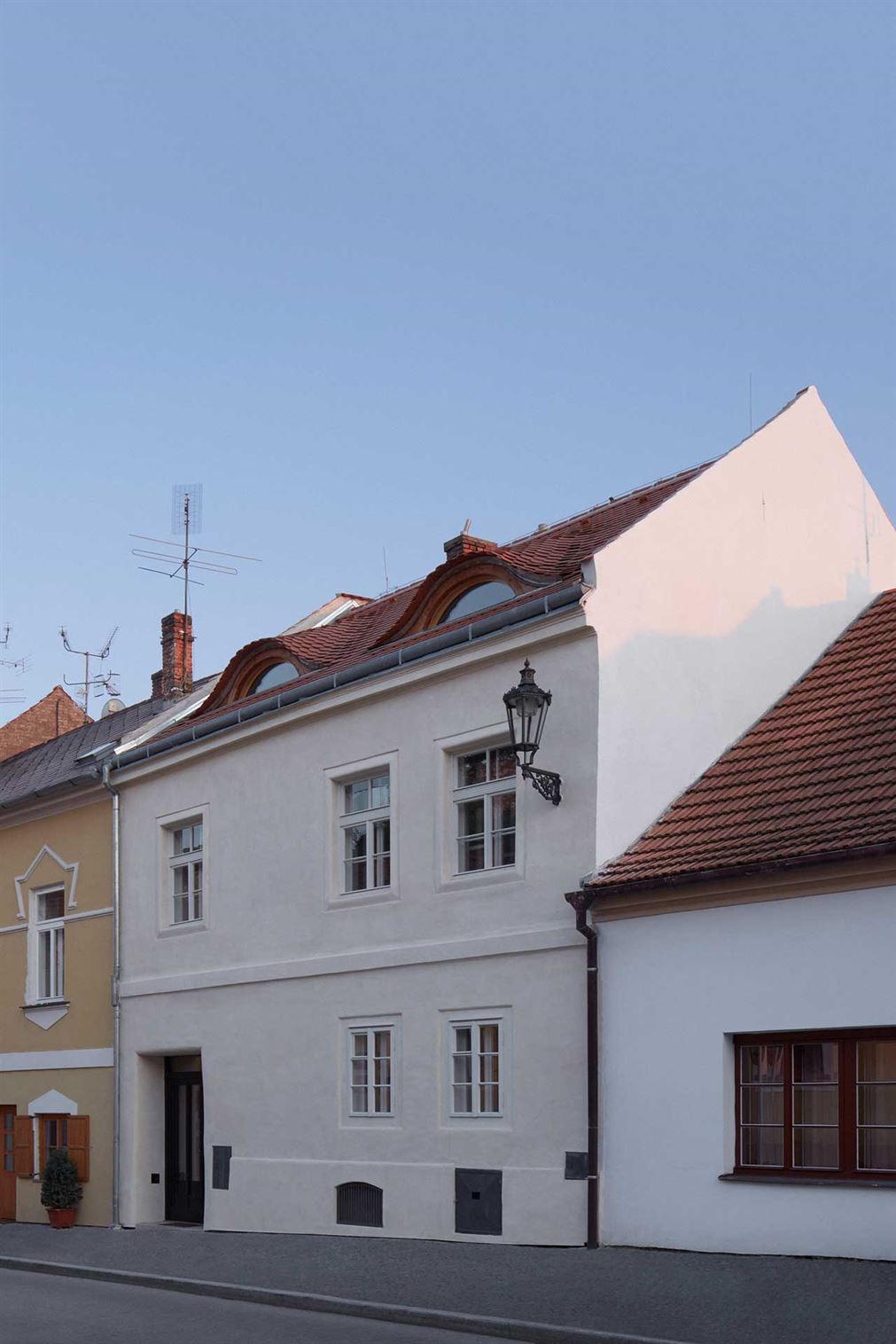 s13_stajnhaus_mikulov_nikolsburg_czech_republic_by_ora_photo_boysplaynice_yatzer