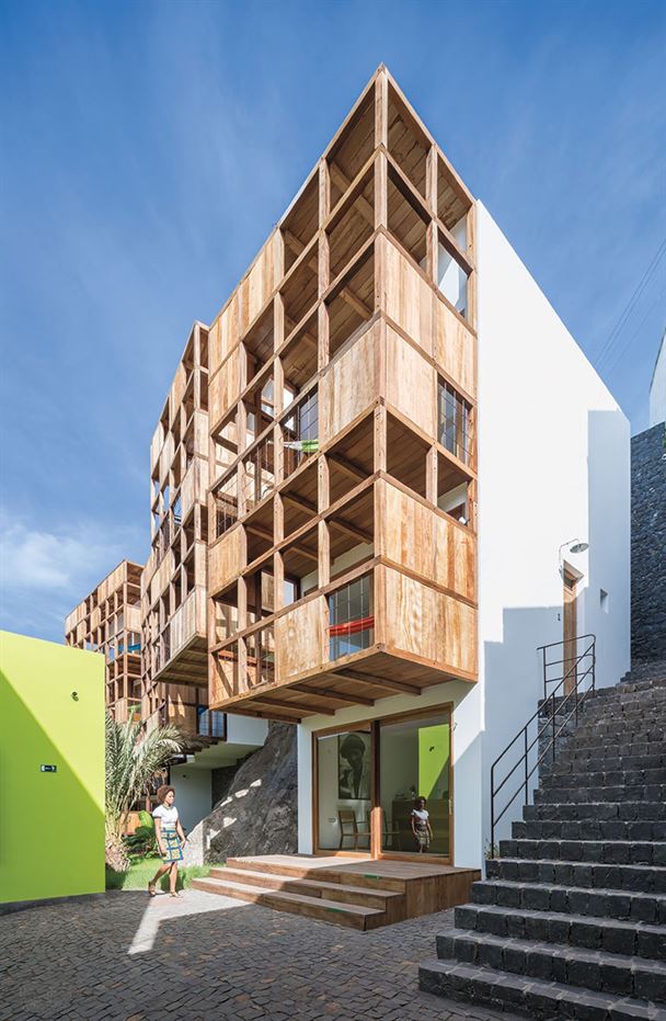 thumbs_ramos-castellano-architects-terra-lodge-são-pedro-cape-verde-stone-stairs-0717.jpg.770x0_q95