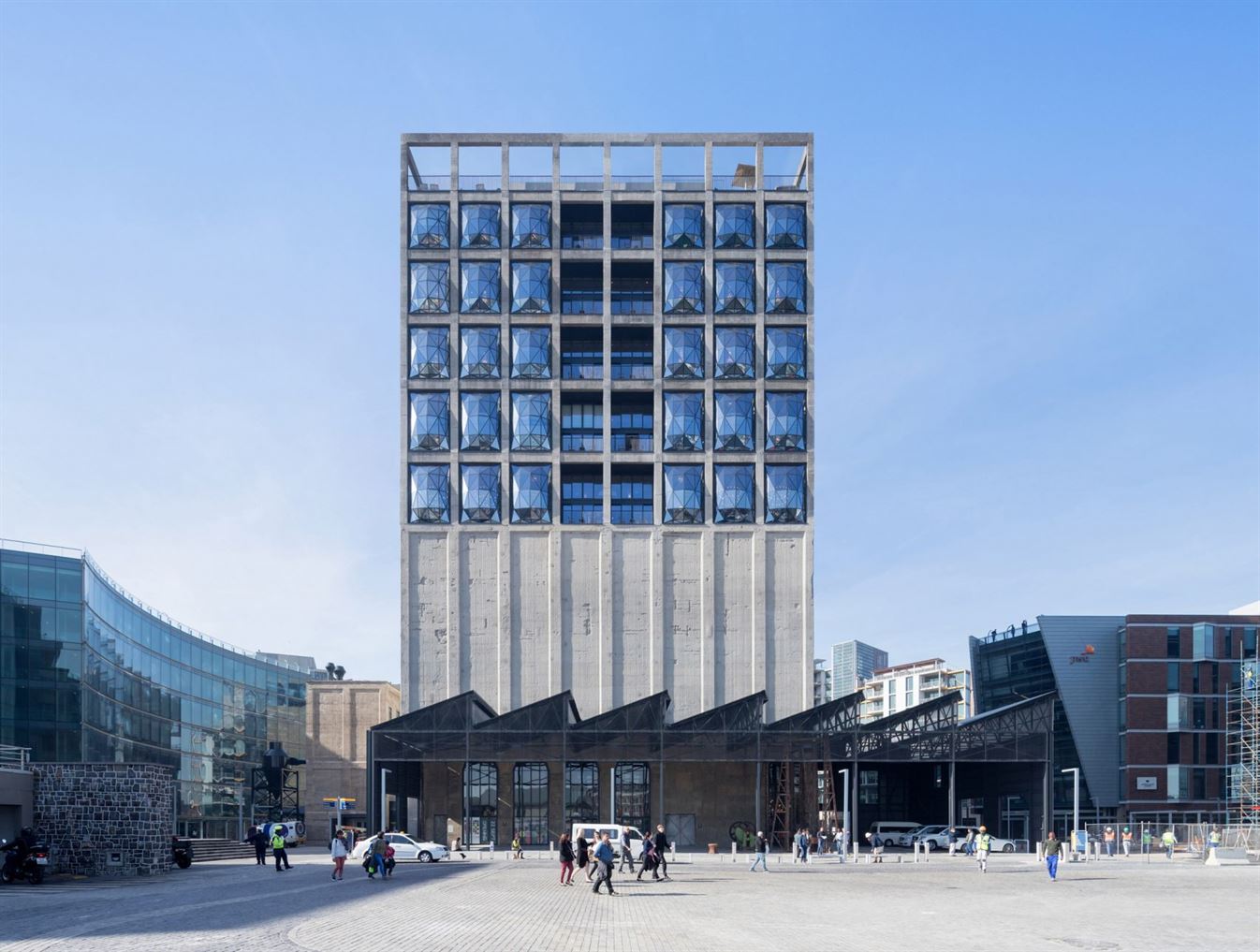 heatherwick-architecture-cultural-galleries-south-africa-v-and-a_dezeen_2364_col_1-1704x1288