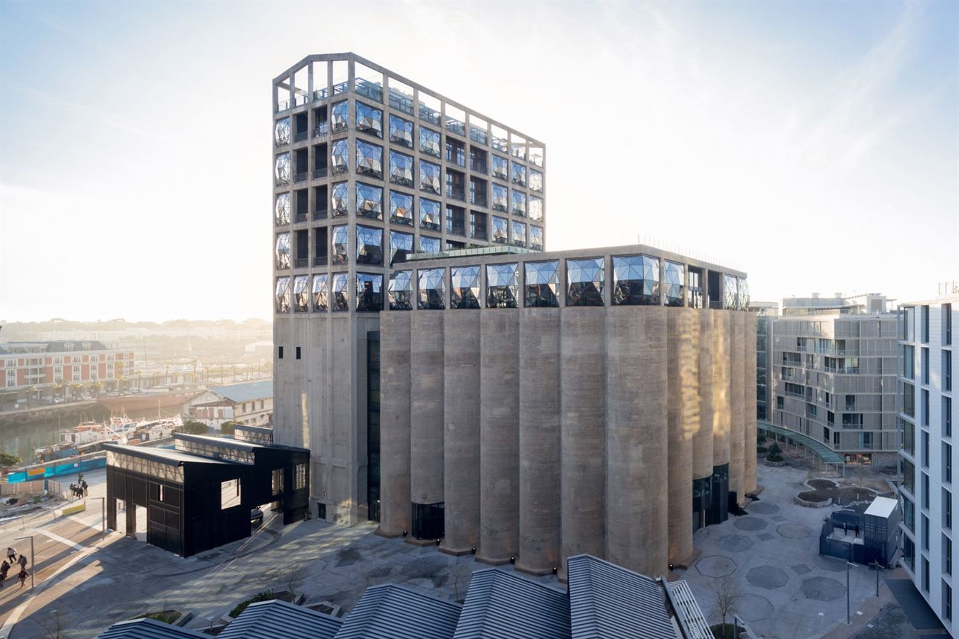 heatherwick-architecture-cultural-galleries-south-africa-v-and-a_dezeen_2364_col_2-1704x1136