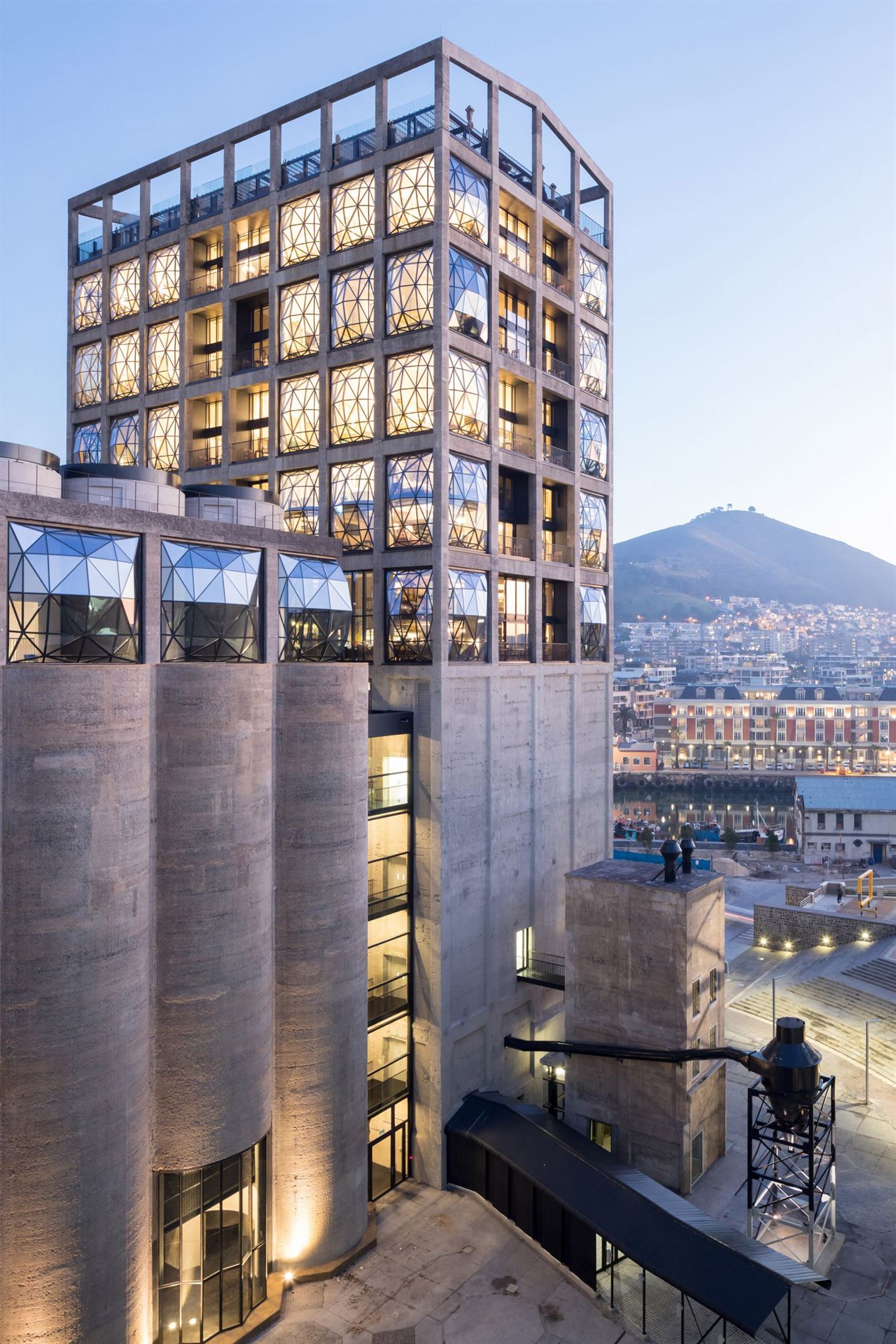 heatherwick-architecture-cultural-galleries-south-africa-v-and-a_dezeen_2364_col_3-1704x2556