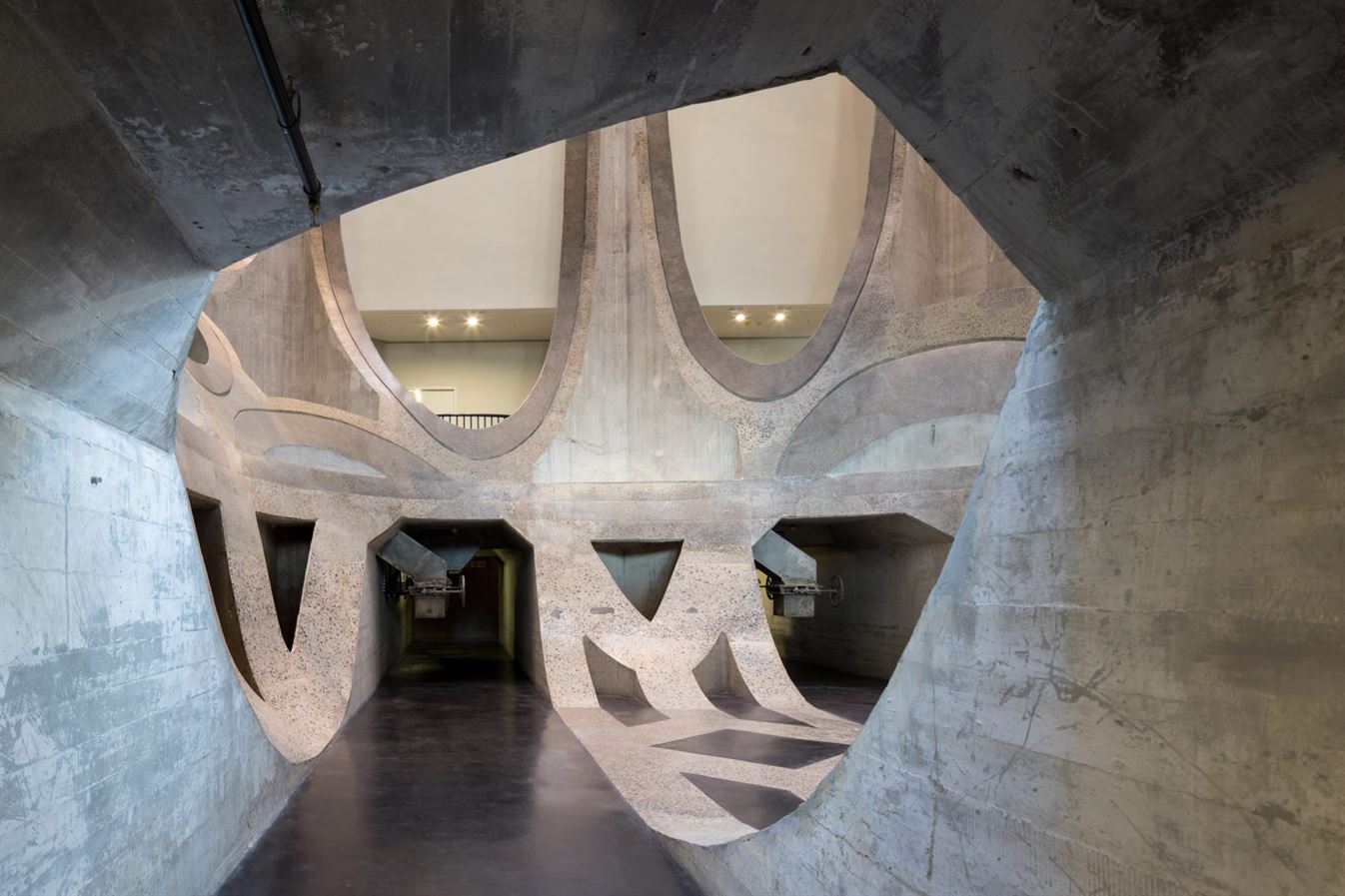 heatherwick-architecture-cultural-galleries-v-and-a-south-africa-interior_dezeen_2364_col_3-1704x1136