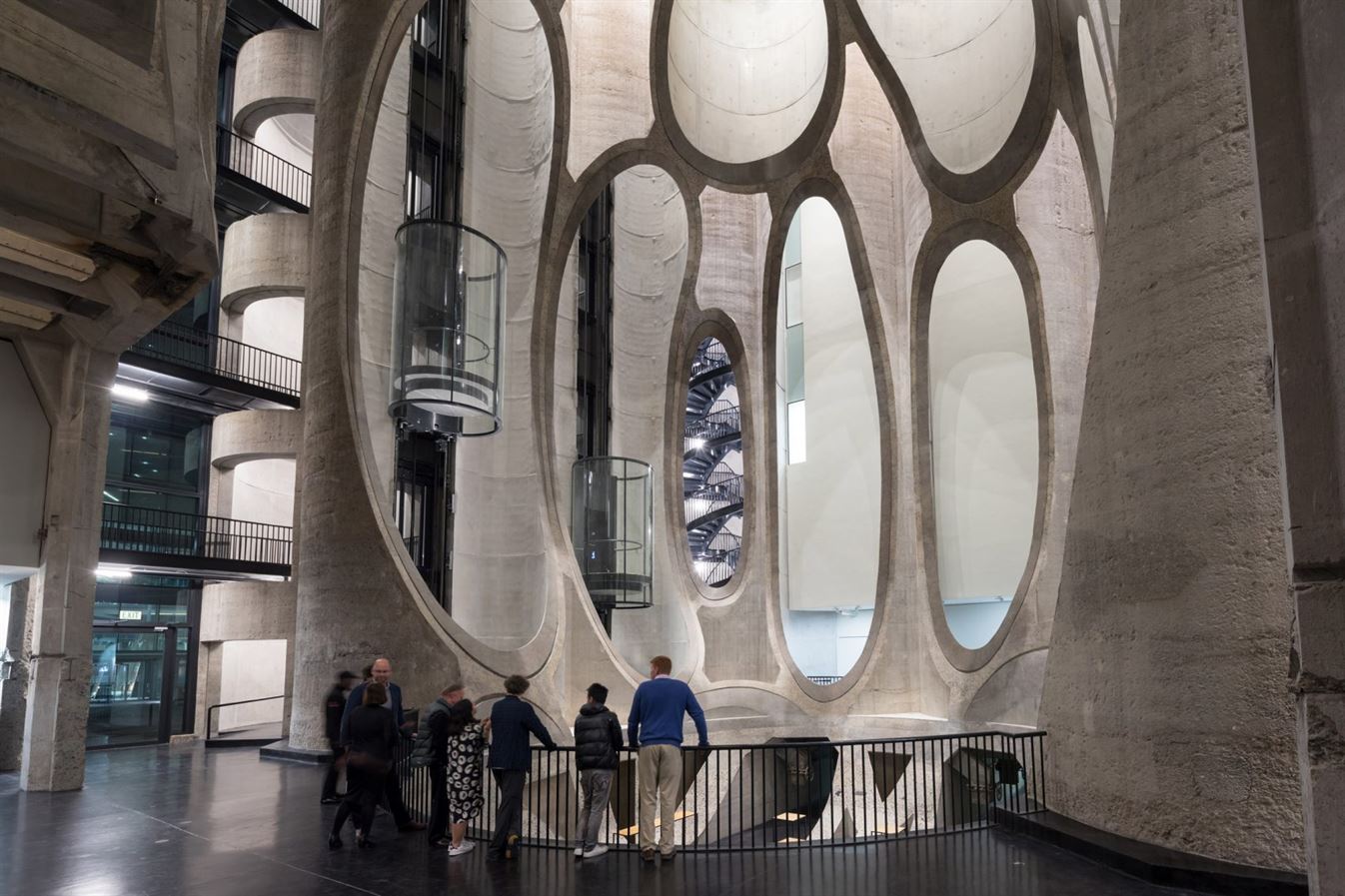 heatherwick-architecture-cultural-galleries-v-and-a-south-africa-interior_dezeen_2364_col_5-1704x1136