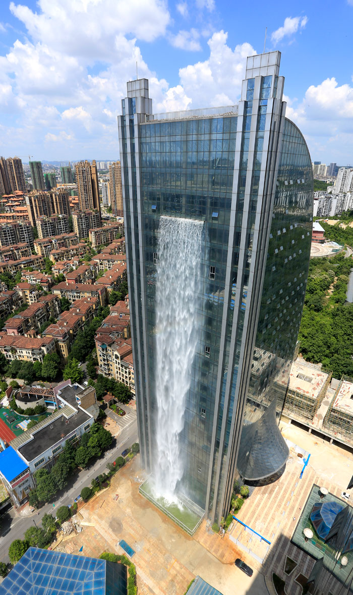 5b59bf73a4716-massive-artificial-waterfall-skyscraper-china-guiyang-26