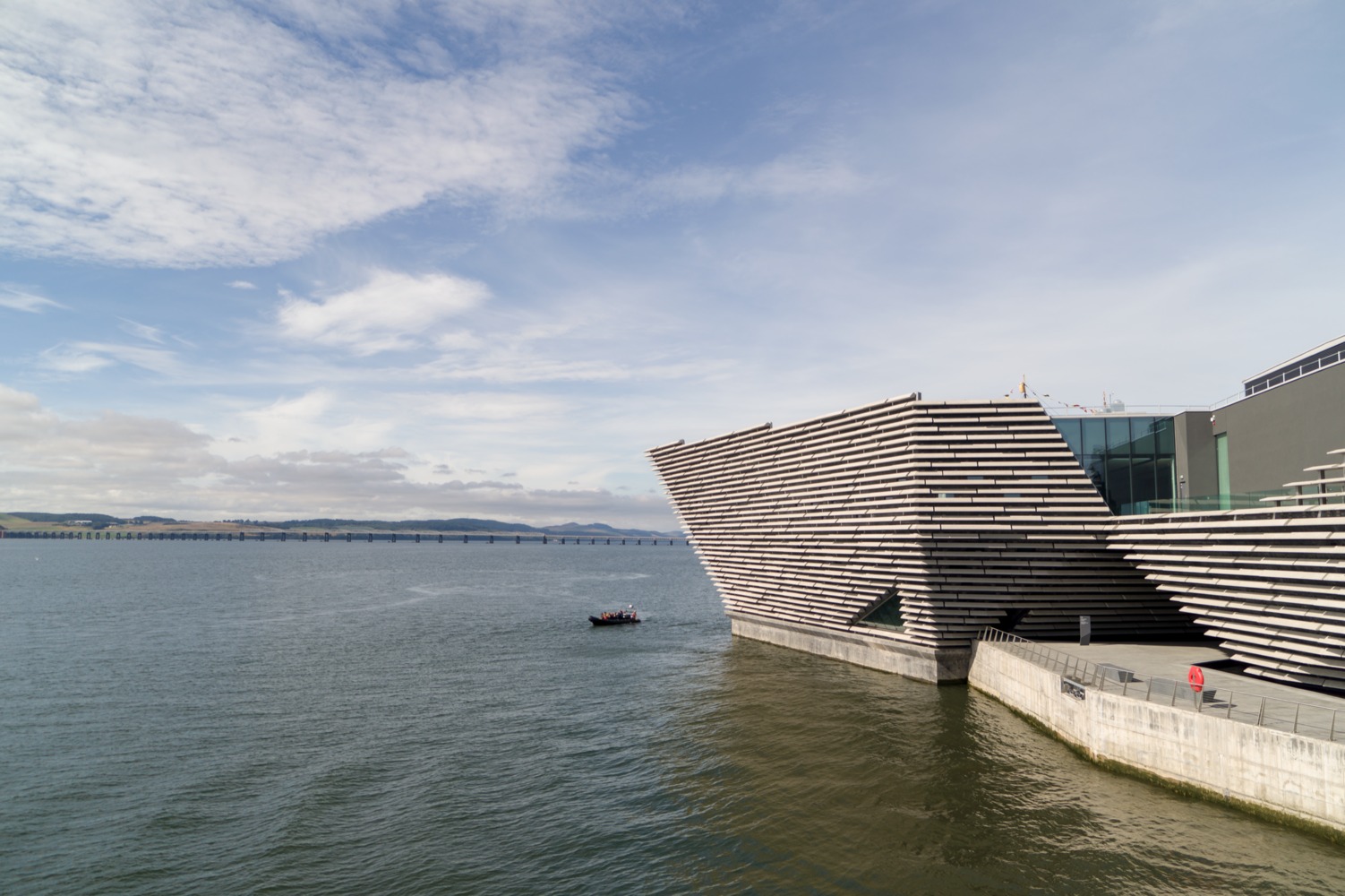 V_A_Dundee_-_Aug_2018_-_5_-_credit_Rapid_Visual_Media