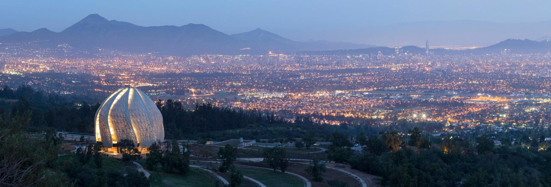 המקדש הבהאי בצורת פרח, בצ'ילה