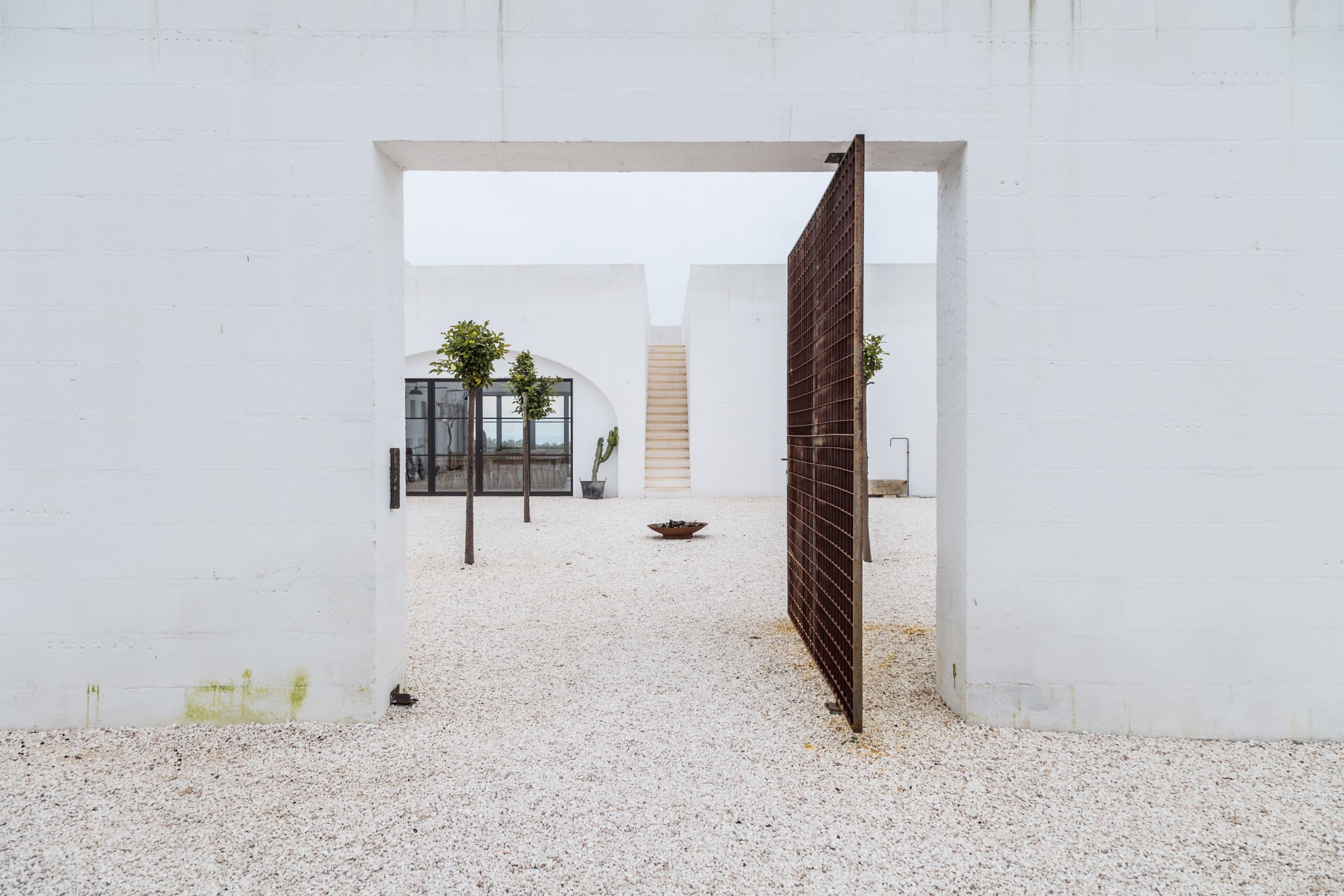 5andrew-trotter-cedric-dasesson-masseria-moroseta