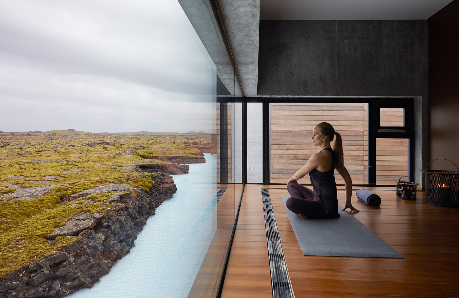 The-Retreat-Hotel-at-Blue-Lagoon-in-Grindavik-Iceland-Yellowtrace-09