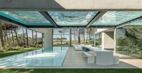 בית בטון אריסטוקרטי מול נוף קליל, בפורטוגל