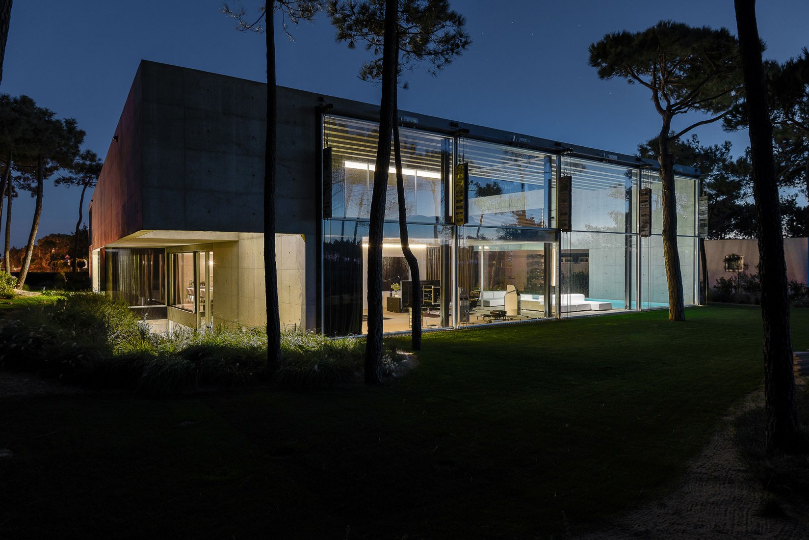 metalocus_guedes_cruz_the_ward_house_44