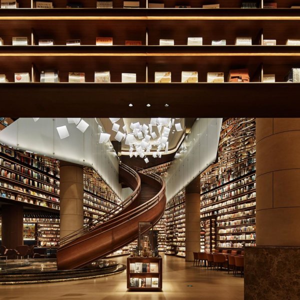 חנות ספרים בסין, בשטח של 4,500 מ"ר, היא חלל ציבורי גדול