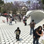 שטיח מדליים של שיפוצניקים, במיצב במקסיקו