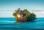 מסעדת Rock Restaurant of Zanzibar