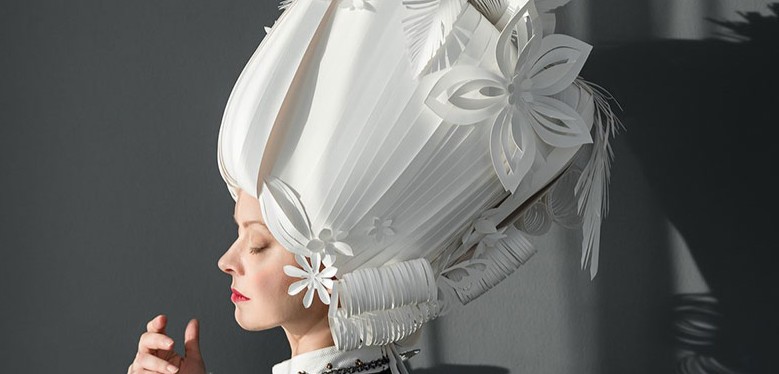 אופנה יוקרתית, מתוחכמת ורומנטית – מנייר