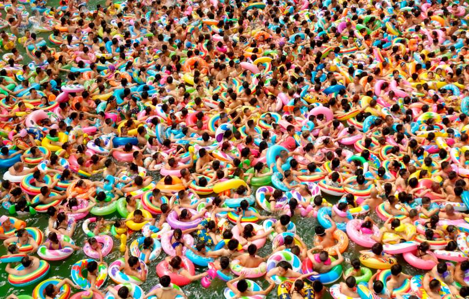 בריכות שחייה ציבוריות בסין, הצפופות בעולם