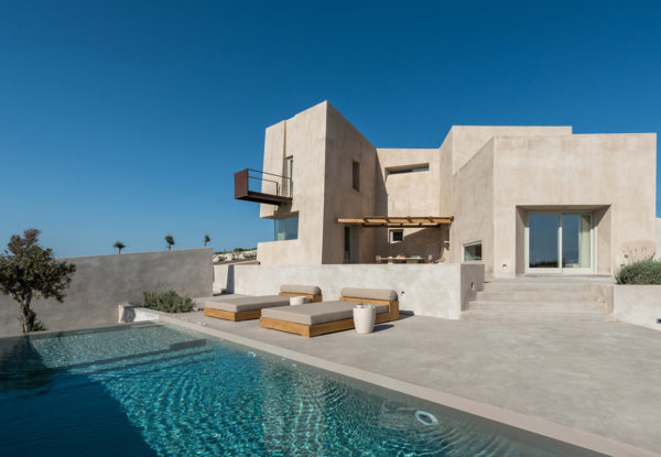 House in Pyrgos: בית מונוליטי בסנטוריני