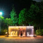 שיגרו באן עיצב שירותים ציבוריים שקופים בטוקיו