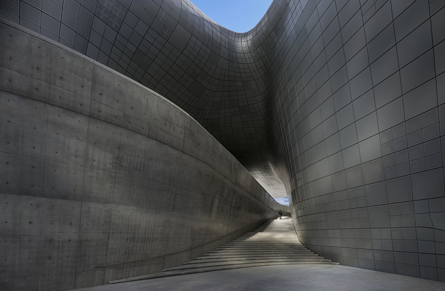 Dongdaemun Design Plaza / Zaha Hadid Architects